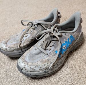 Hoka Speedgoat 6 Trail Running Hiking Sneakers Kids Youth Size 4 Womens 5 Gray